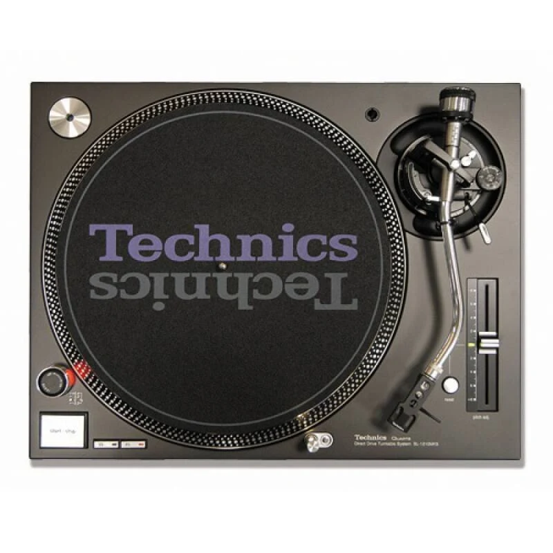 2 × Technics SL1210 + DJM 750 MKII