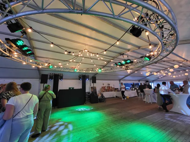 Trouwfeesten · van de Ven Sounds
